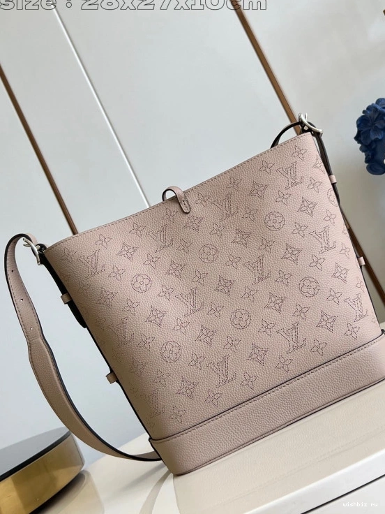 WIS Flore-28*27*10CM LOUIS VUITTON 1128